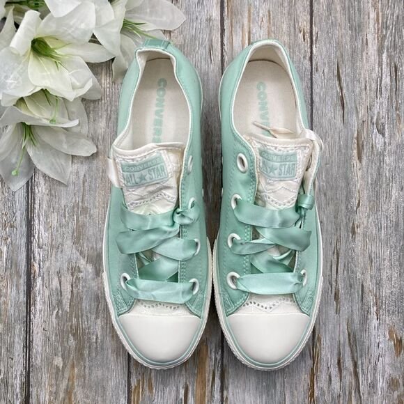 Chuck Taylor All Star Lift Platform Matte Satin Sneaker Shoes Size 7 - Picture 1 of 16